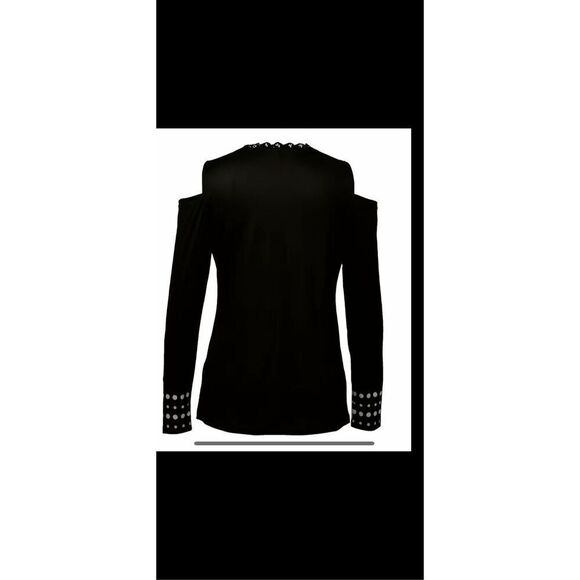 Skull V-neck Long sleeve top with contrast trim, medium stretch Tag says 2X but - Picture 2 of 11